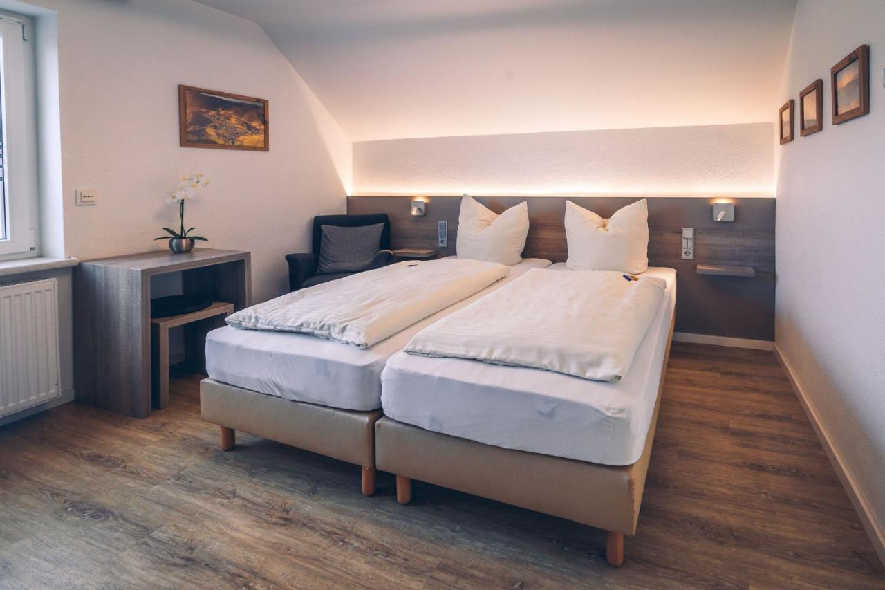 Hotel Kalenborner Hoehe Экстерьер фото
